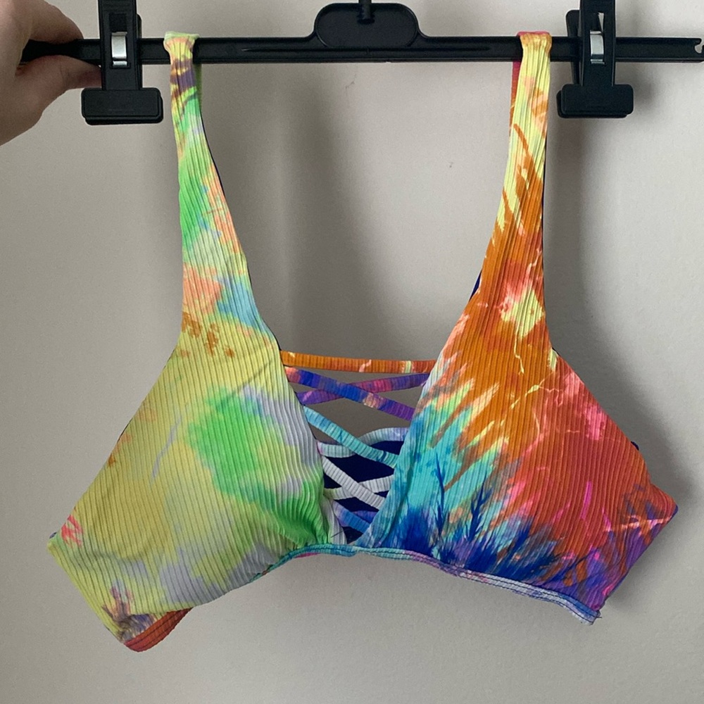 Tini Bikini tie dye swimsuit two piece size large